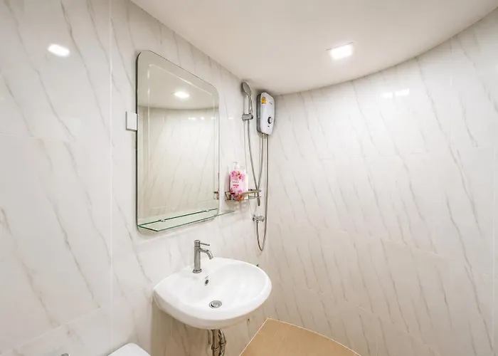 Center 1br Sleeps 4 Near Bts & Bars 公寓 曼谷
